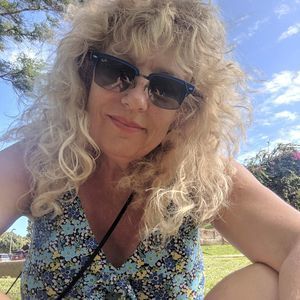 Meet your Posher, Georgene